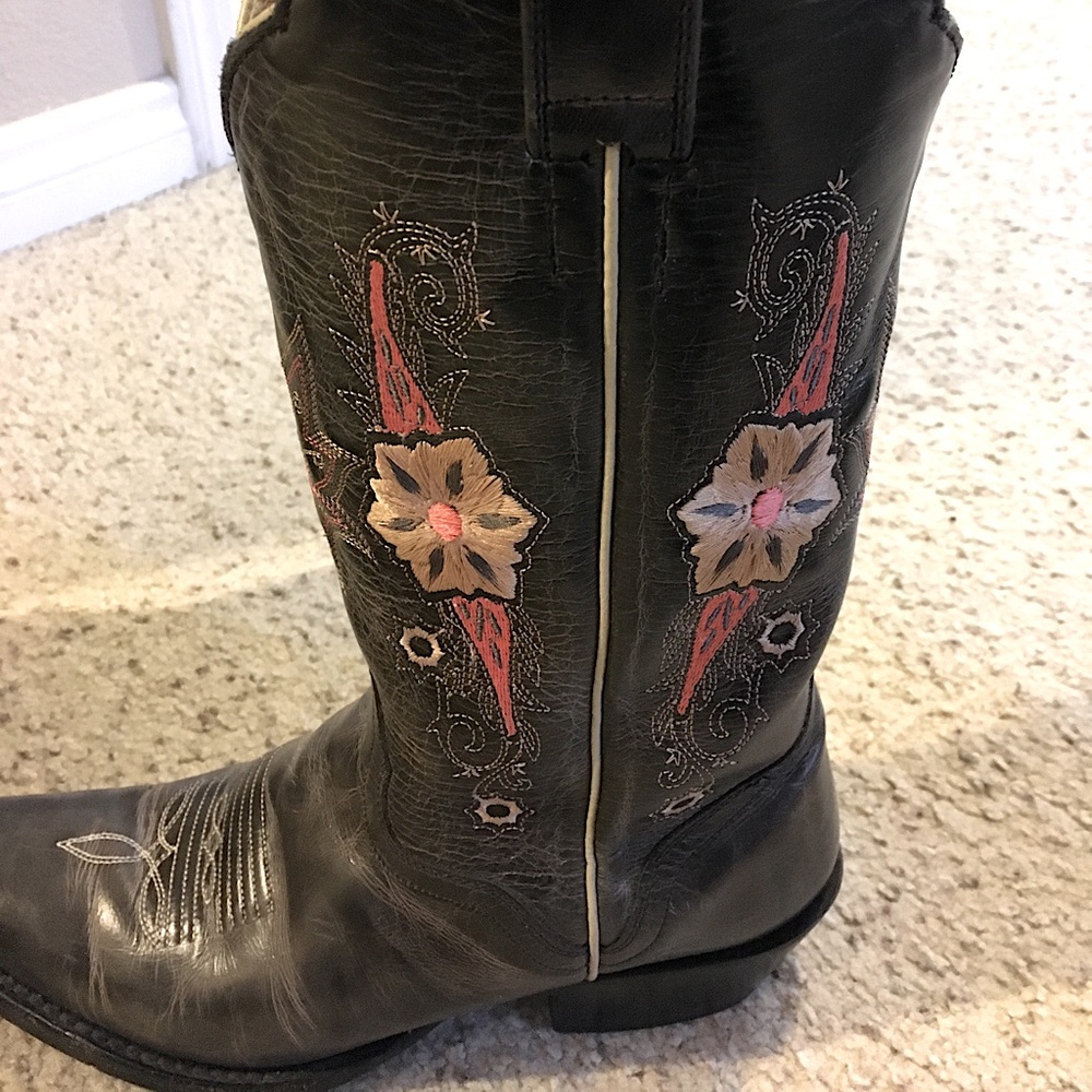 Authentic Nashville Cowboy Boots